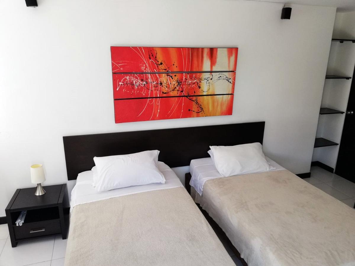 Apartasuites San Marcos Cali Buitenkant foto